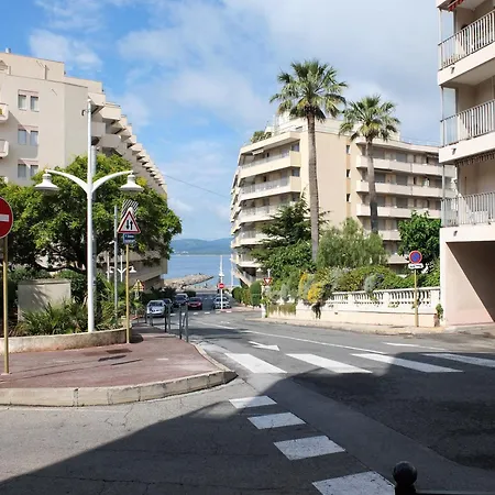 Superbe Avec Double Parking à 1 Minute De La Du Veillat Appartement Saint-Raphaël